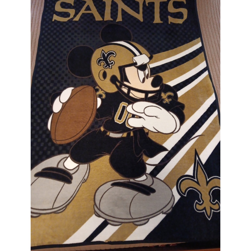 NorthWest Disney NFL New‎ Orleans Saints Mickey Mouse Football Fleece Throw...